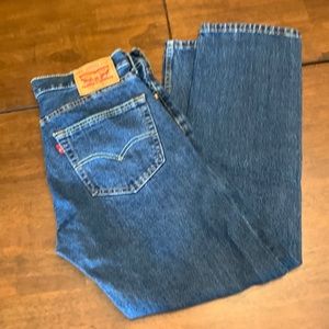 Levi Strauss 505 Regular Fit jeans. 32/30